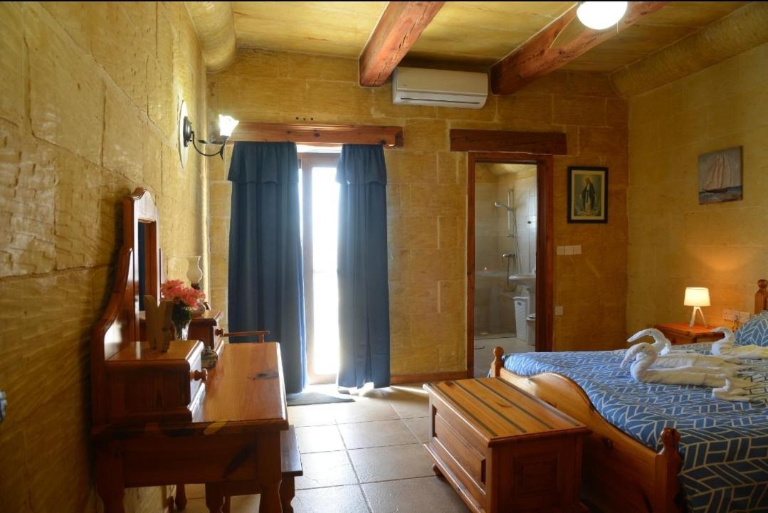 Ta' Nikola Farmhouse, Xagħra Exterior foto